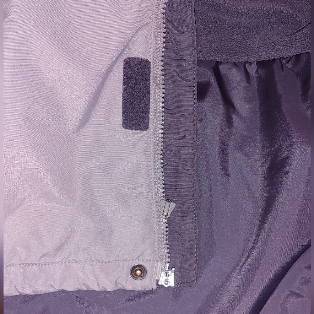 Men's Coat - Picture 9 of 10